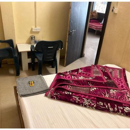 Hotel Mahakal Vishram, Ujjain Dış mekan fotoğraf