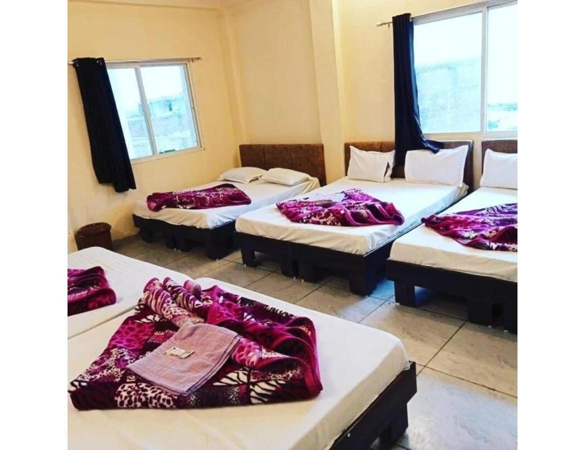 Hotel Mahakal Vishram, Ujjain Dış mekan fotoğraf