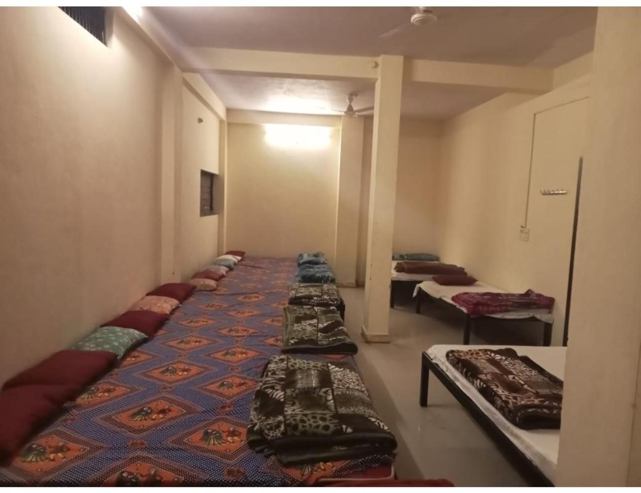 Hotel Mahakal Vishram, Ujjain Dış mekan fotoğraf