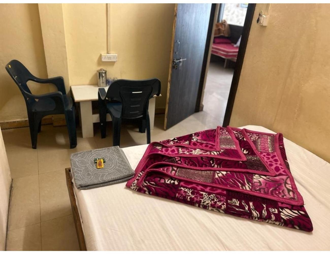 Hotel Mahakal Vishram, Ujjain Dış mekan fotoğraf
