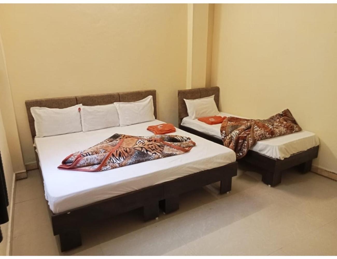 Hotel Mahakal Vishram, Ujjain Dış mekan fotoğraf