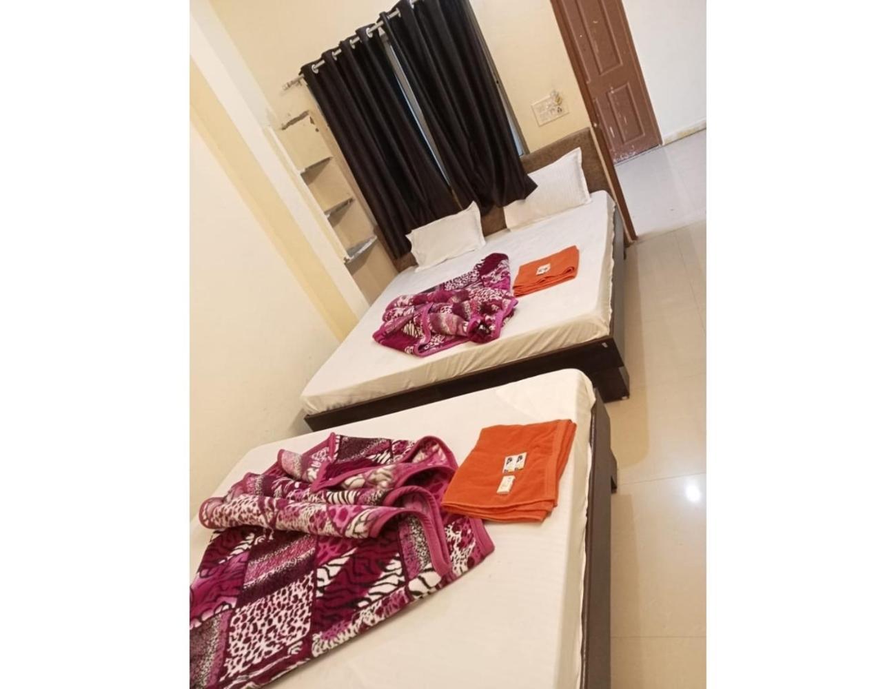 Hotel Mahakal Vishram, Ujjain Dış mekan fotoğraf