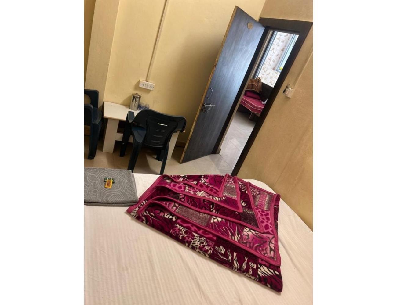 Hotel Mahakal Vishram, Ujjain Dış mekan fotoğraf